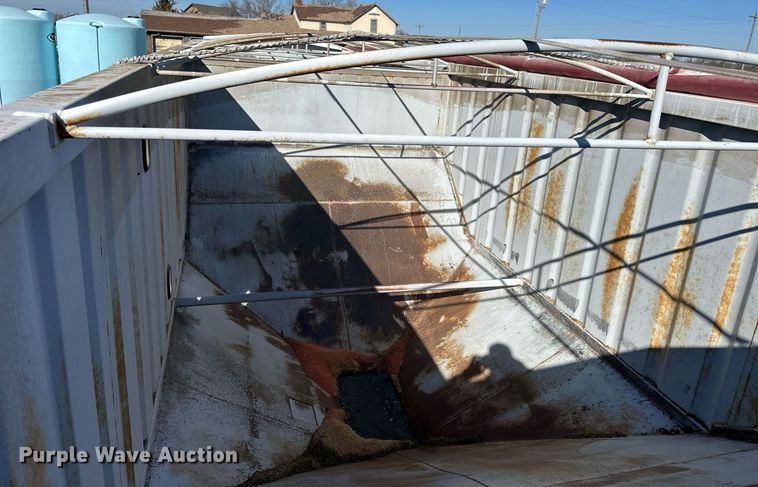 image for item DQ6730 2009 Neville Built grain trailer