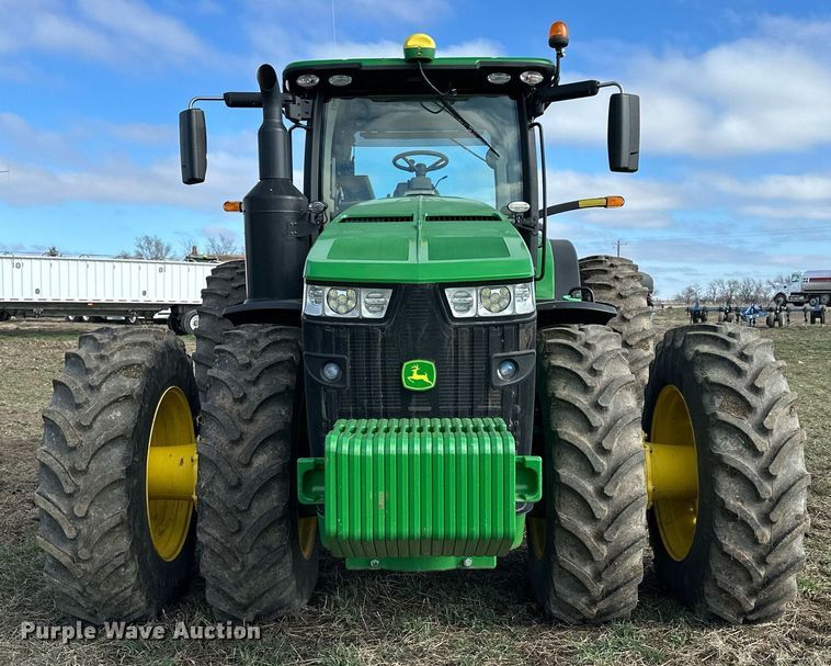 image for item DQ6732 2018 John Deere 8400R MFWD tractor