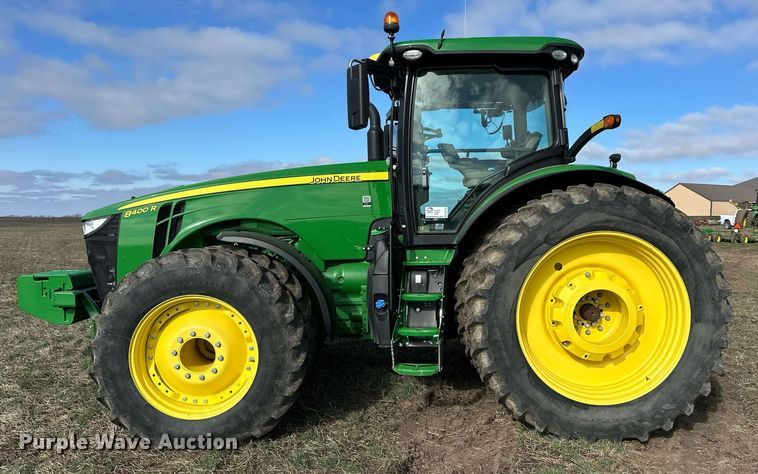 image for item DQ6732 2018 John Deere 8400R MFWD tractor
