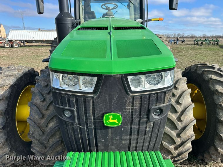 image for item DQ6732 2018 John Deere 8400R MFWD tractor