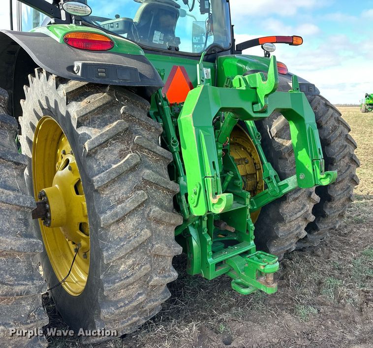 image for item DQ6732 2018 John Deere 8400R MFWD tractor