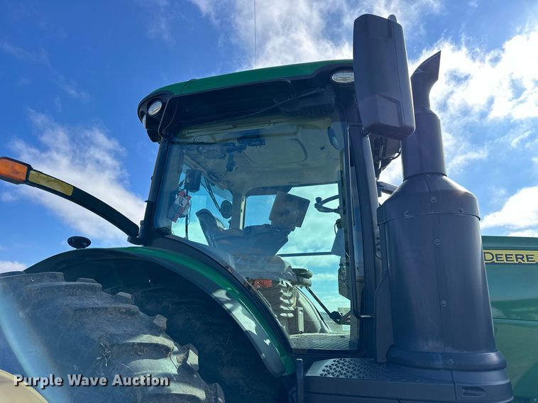 image for item DQ6732 2018 John Deere 8400R MFWD tractor