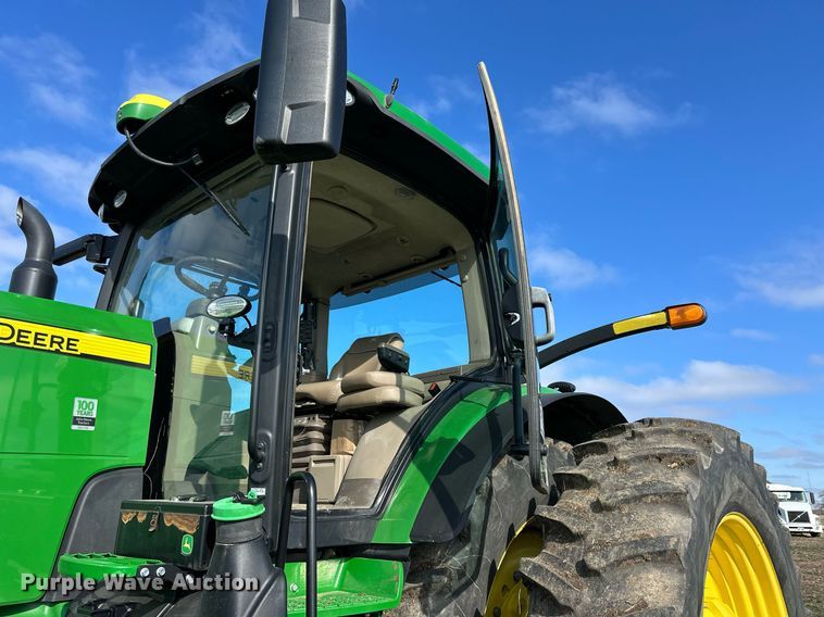 image for item DQ6732 2018 John Deere 8400R MFWD tractor