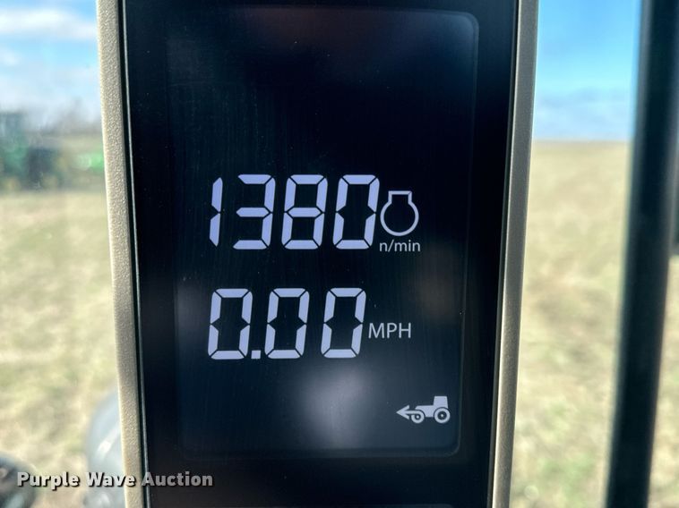 image for item DQ6732 2018 John Deere 8400R MFWD tractor