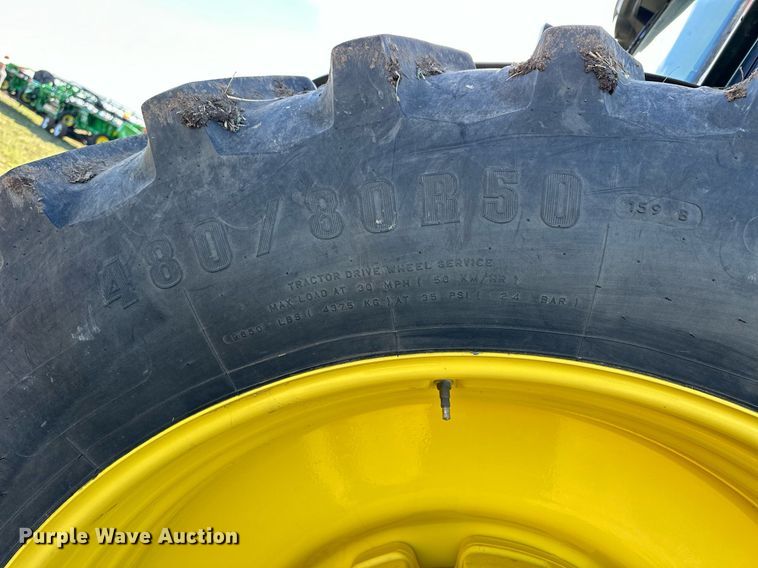 image for item DQ6732 2018 John Deere 8400R MFWD tractor