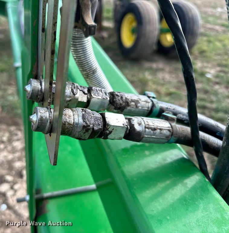 image for item DQ6738 2015 John Deere 2100X in-line ripper