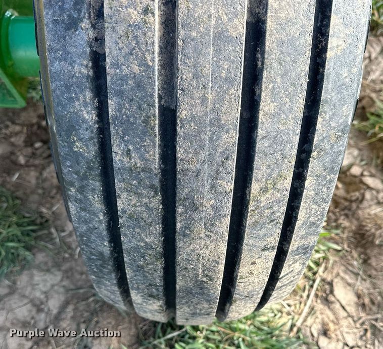 image for item DQ6738 2015 John Deere 2100X in-line ripper