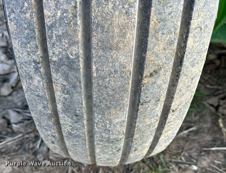 image for item DQ6738 2015 John Deere 2100X in-line ripper