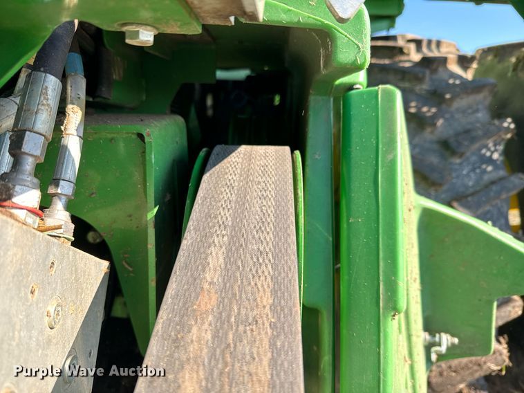 image for item DQ6739 2018 John Deere S790 combine