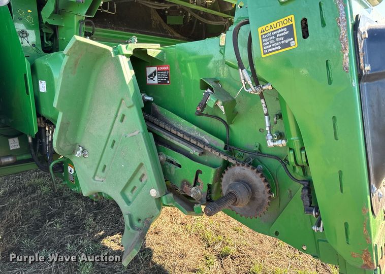 image for item DQ6739 2018 John Deere S790 combine