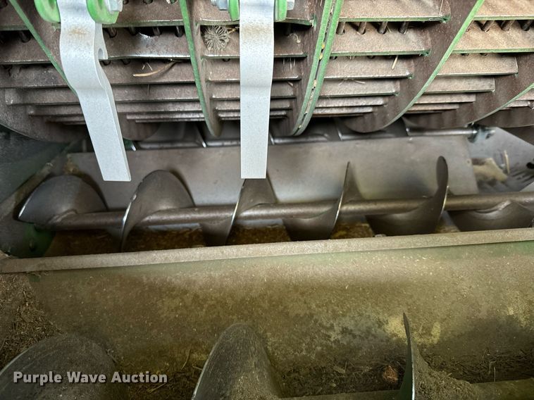 image for item DQ6739 2018 John Deere S790 combine