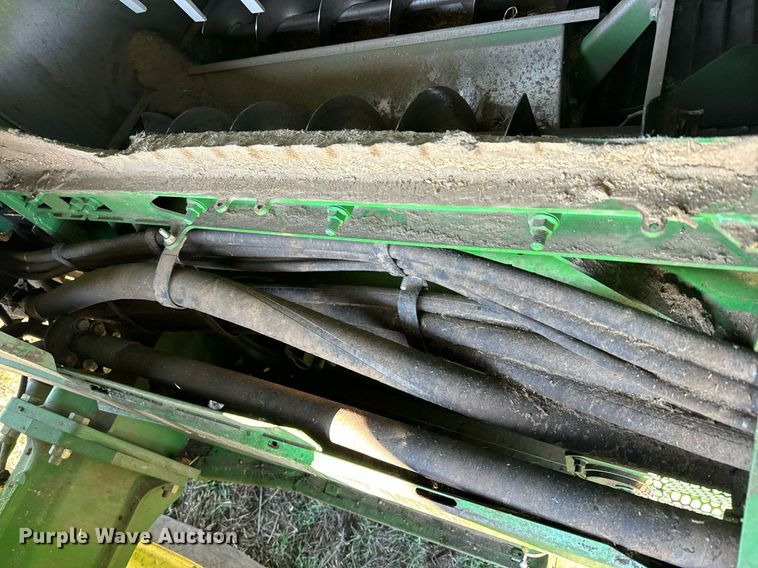 image for item DQ6739 2018 John Deere S790 combine