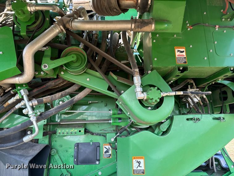 image for item DQ6739 2018 John Deere S790 combine