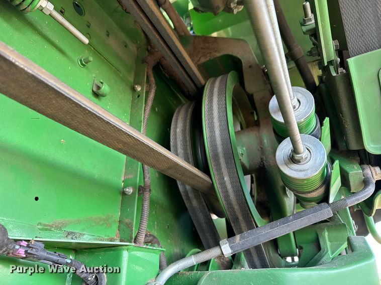 image for item DQ6739 2018 John Deere S790 combine