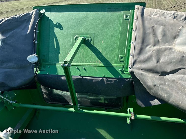 image for item DQ6739 2018 John Deere S790 combine