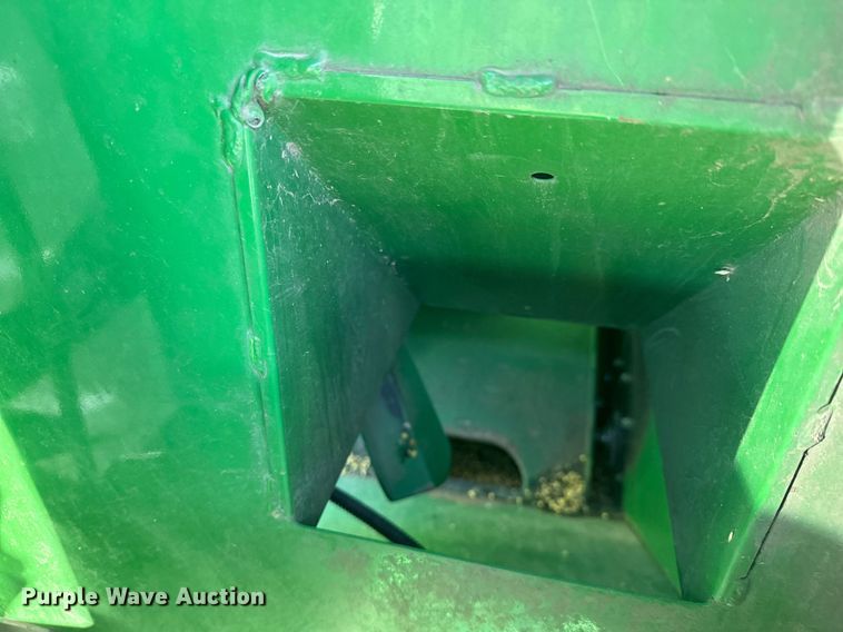 image for item DQ6739 2018 John Deere S790 combine