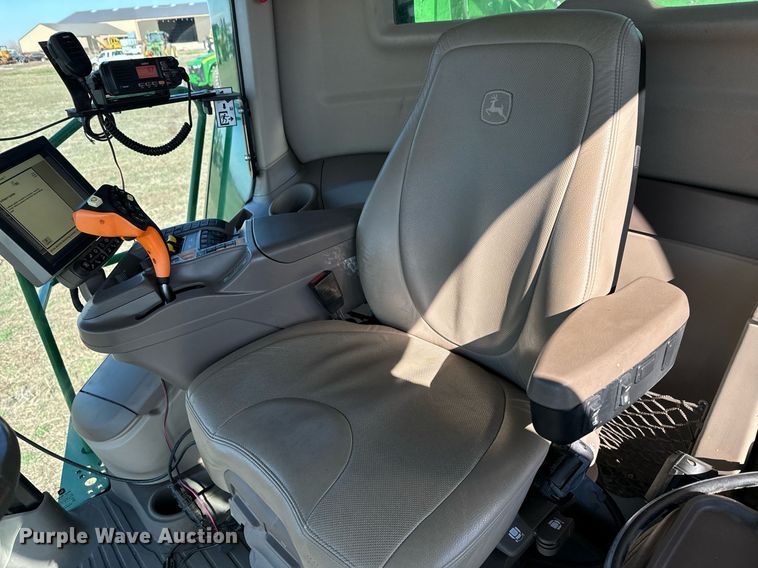 image for item DQ6739 2018 John Deere S790 combine
