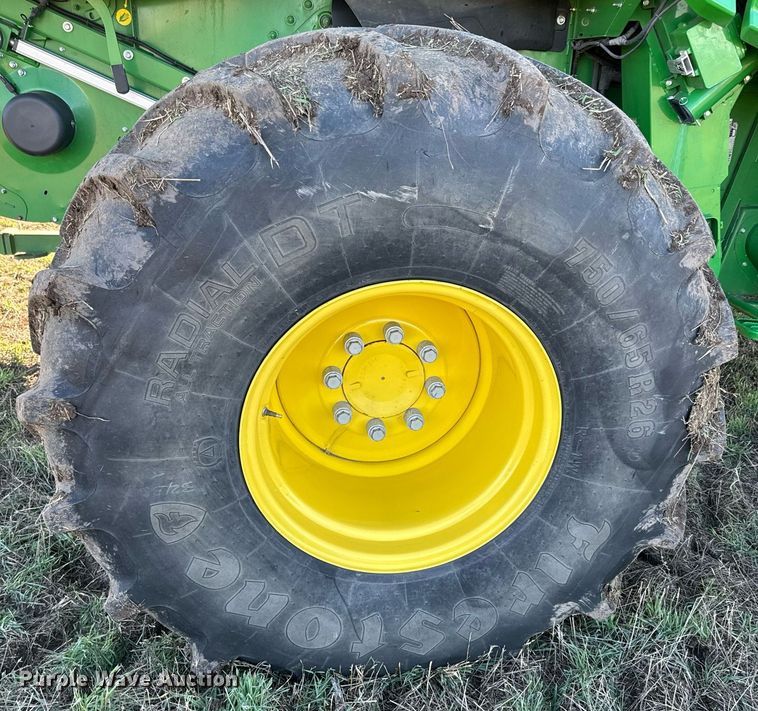 image for item DQ6739 2018 John Deere S790 combine
