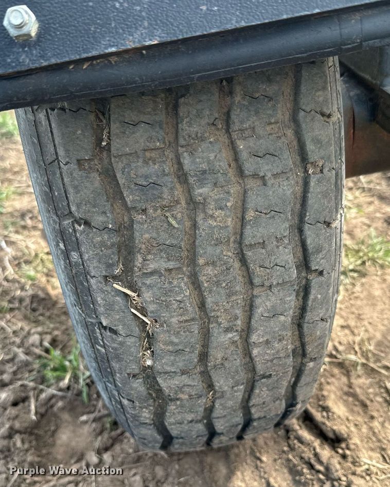 image for item DQ6741 Maurer M48-HD header trailer