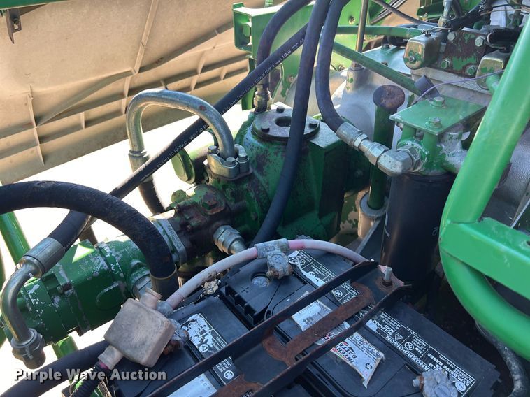 image for item DS2914 2005 John Deere 9760 STS combine