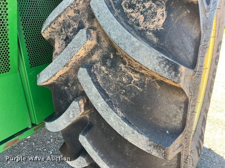 image for item DS2914 2005 John Deere 9760 STS combine