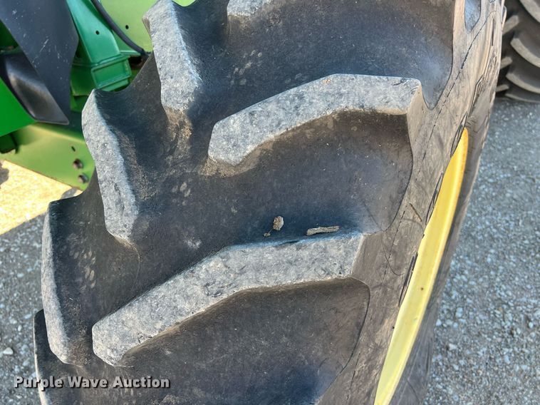 image for item DS2914 2005 John Deere 9760 STS combine