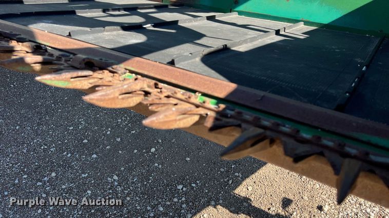 image for item DS2915 John Deere 930D draper head