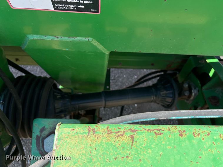 image for item DS2915 John Deere 930D draper head