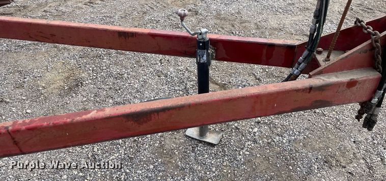 image for item DS5454 International Harvester 4600 field cultivator