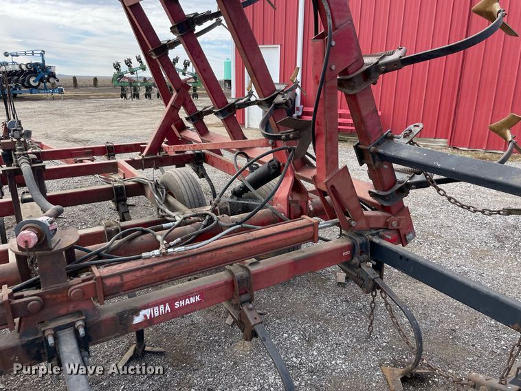 image for item DS5454 International Harvester 4600 field cultivator