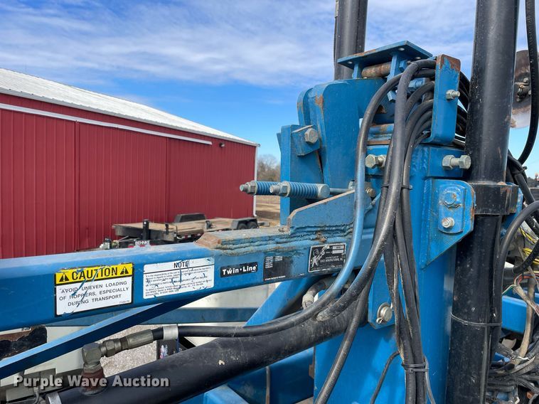 image for item DS5455 Kinze  3600 split row no-till planter