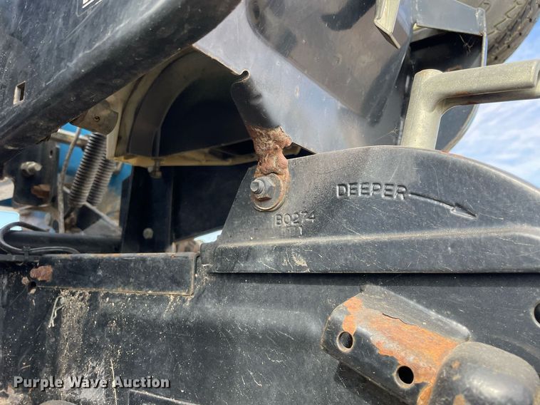 image for item DS5455 Kinze  3600 split row no-till planter