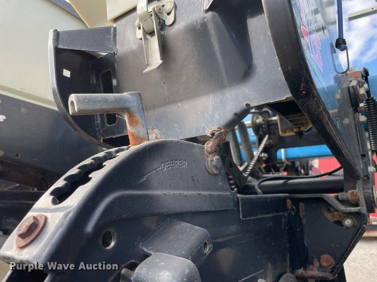 image for item DS5455 Kinze  3600 split row no-till planter