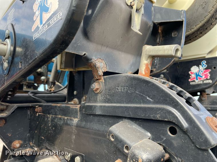 image for item DS5455 Kinze  3600 split row no-till planter