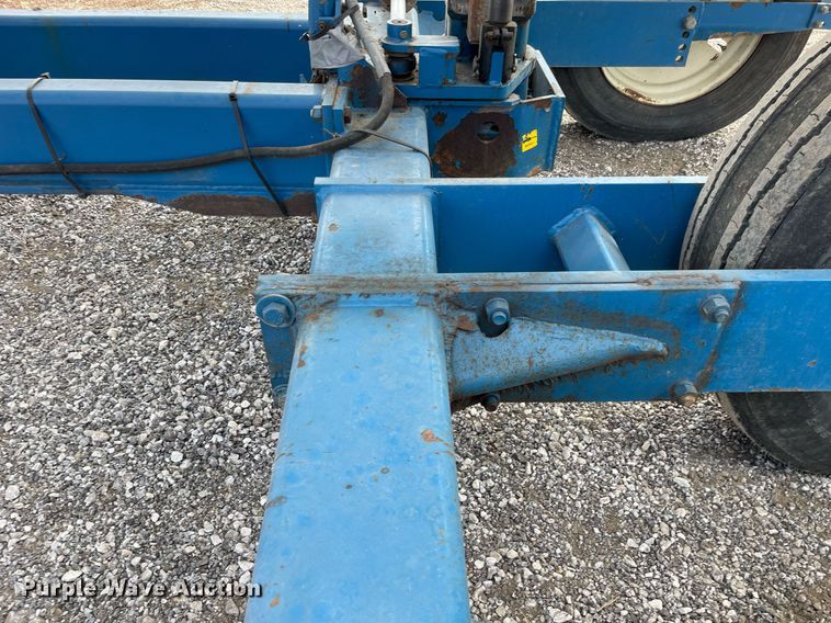 image for item DS5455 Kinze  3600 split row no-till planter