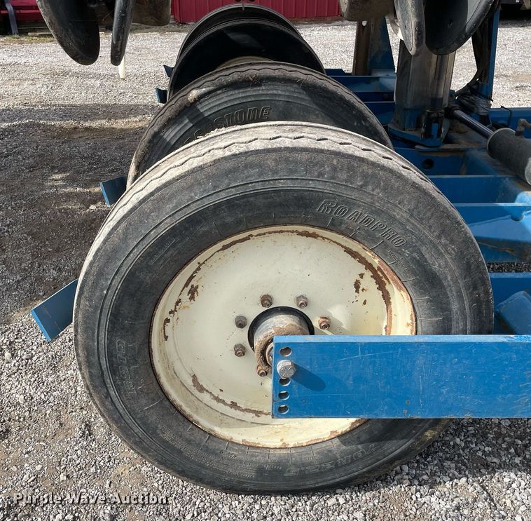 image for item DS5455 Kinze  3600 split row no-till planter