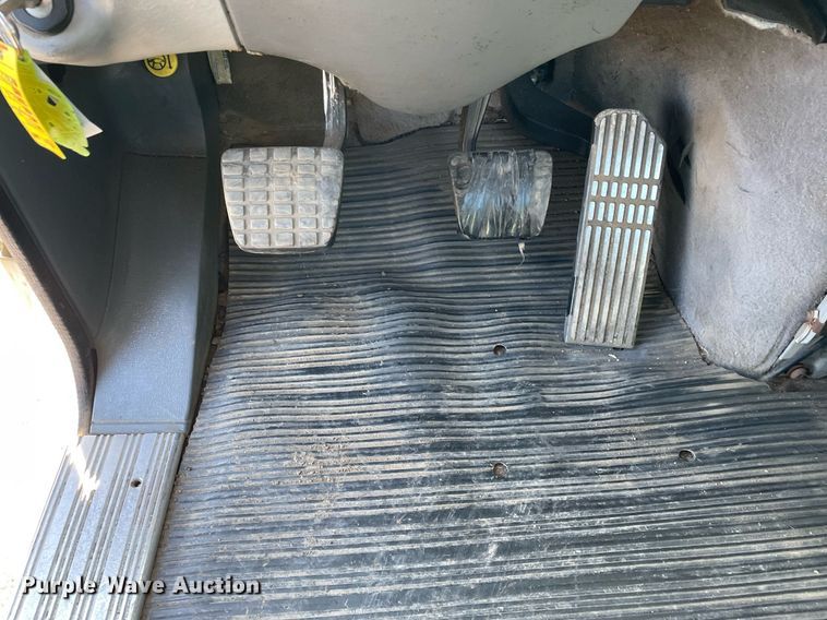 image for item DS5456 1999 Freightliner Cascadia semi truck