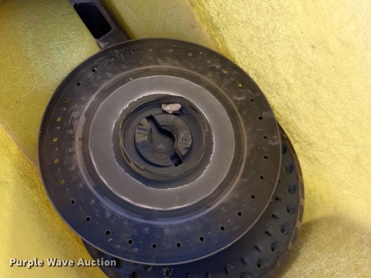 image for item DV9817 John Deere 7200 planter