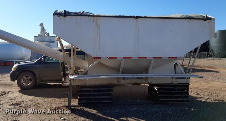 image for item DV9819 Fertilizer delivery bed