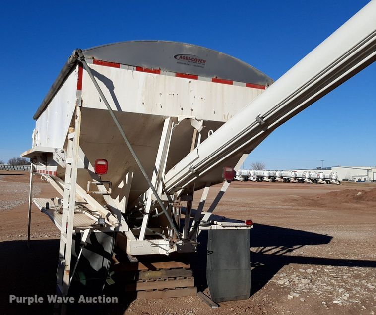 image for item DV9819 Fertilizer delivery bed