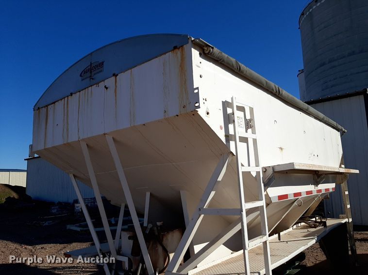 image for item DV9819 Fertilizer delivery bed