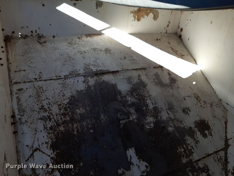 image for item DV9819 Fertilizer delivery bed