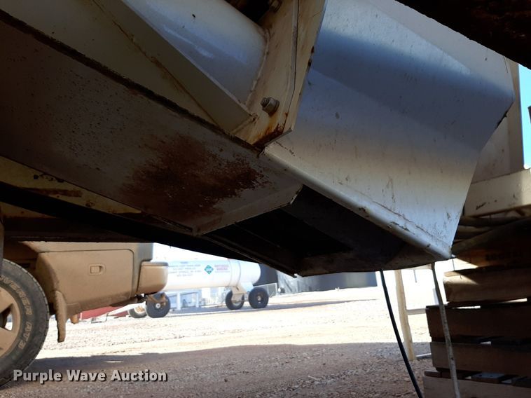 image for item DV9819 Fertilizer delivery bed