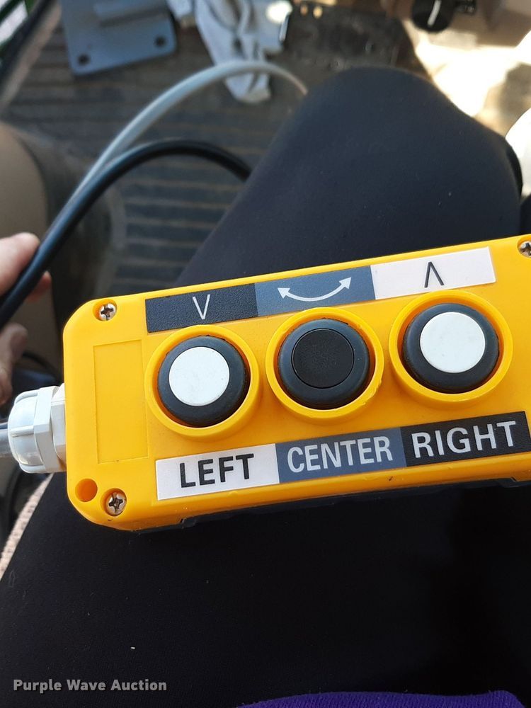 image for item DV9821 2021 Grassworks weed wiper