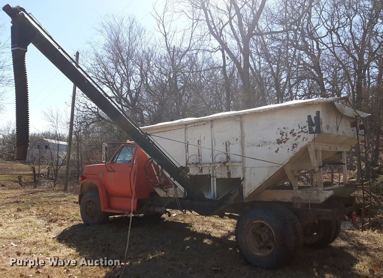 image for item DV9824 1976 Chevrolet C65 grain truck