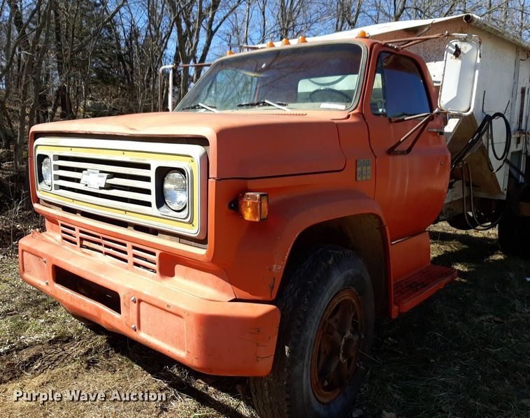 image for item DV9824 1976 Chevrolet C65 grain truck
