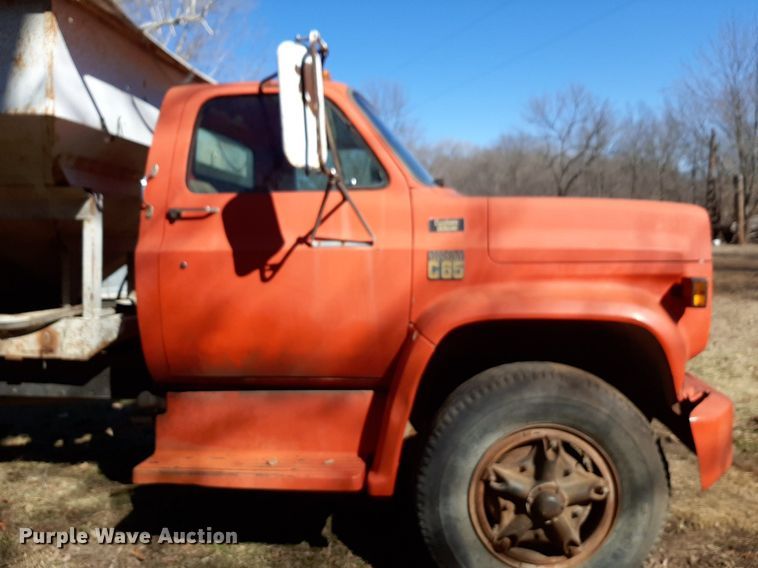 image for item DV9824 1976 Chevrolet C65 grain truck