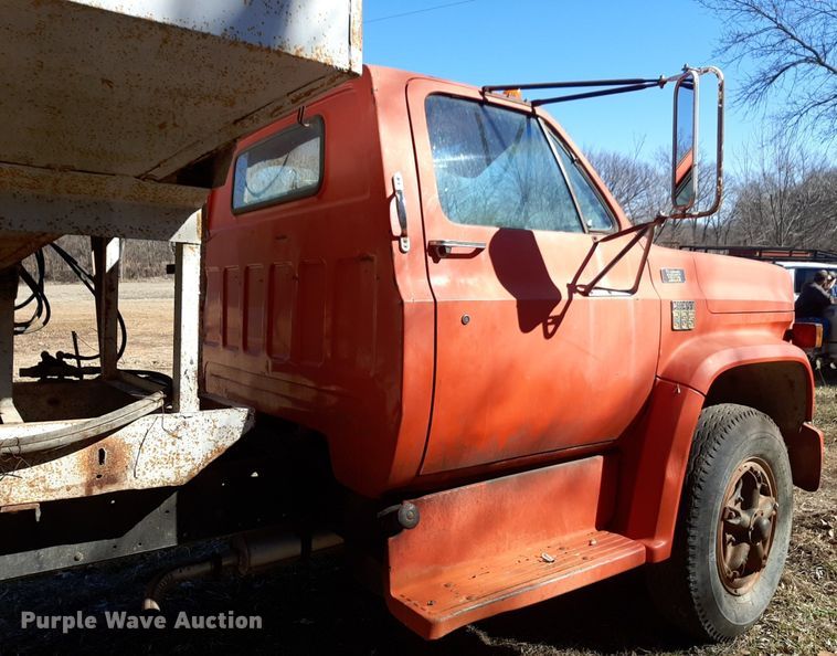 image for item DV9824 1976 Chevrolet C65 grain truck