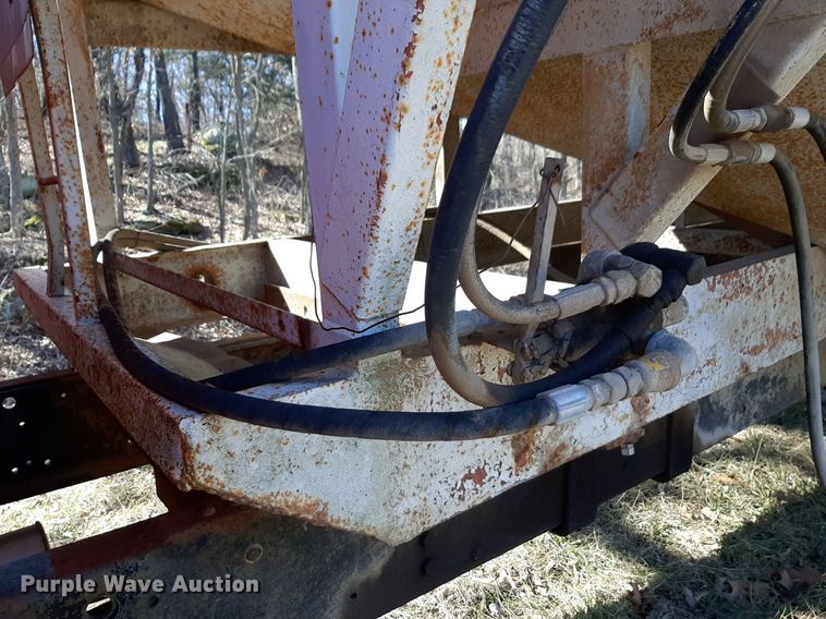 image for item DV9824 1976 Chevrolet C65 grain truck