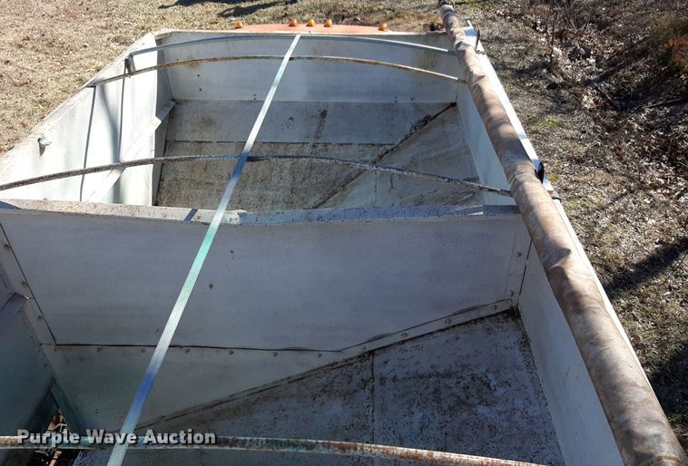 image for item DV9824 1976 Chevrolet C65 grain truck